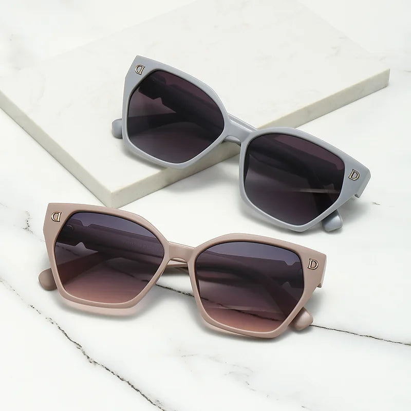 Glamour Cat-Eye Luxe Sunglasses – Unisex Stylish Fashion Shades